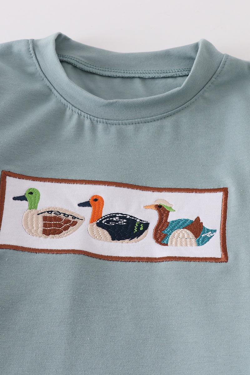 Sage Three Ducks Embroidery Stripe Boy Set - Braxton Rayemyer 