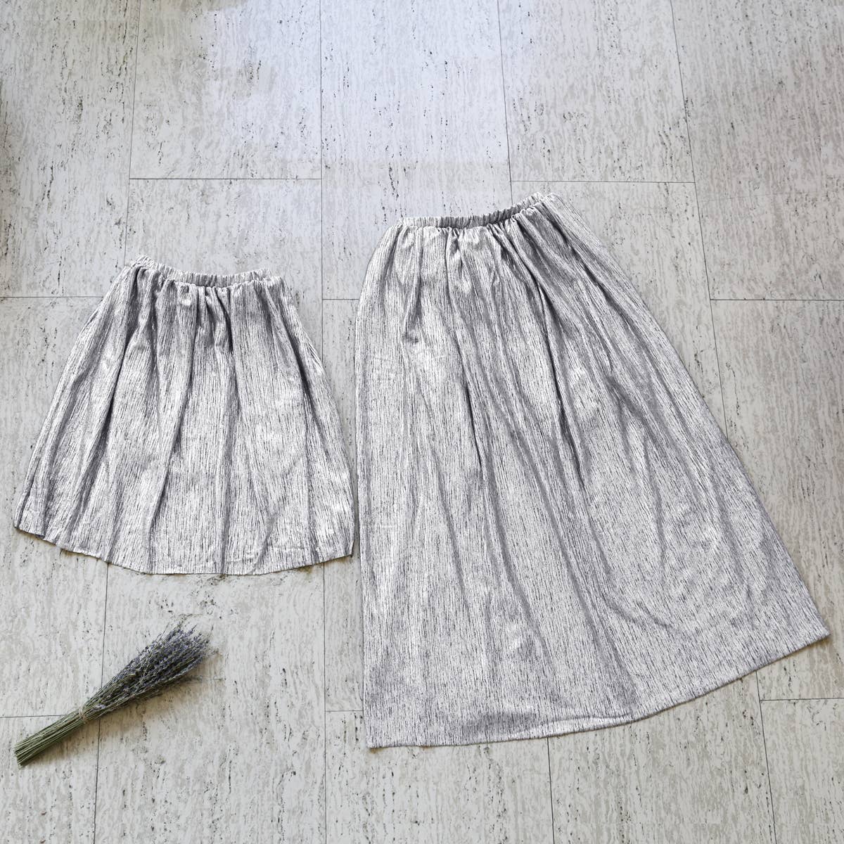 Metallic Midi Skirt Sparkly Elastic Waist